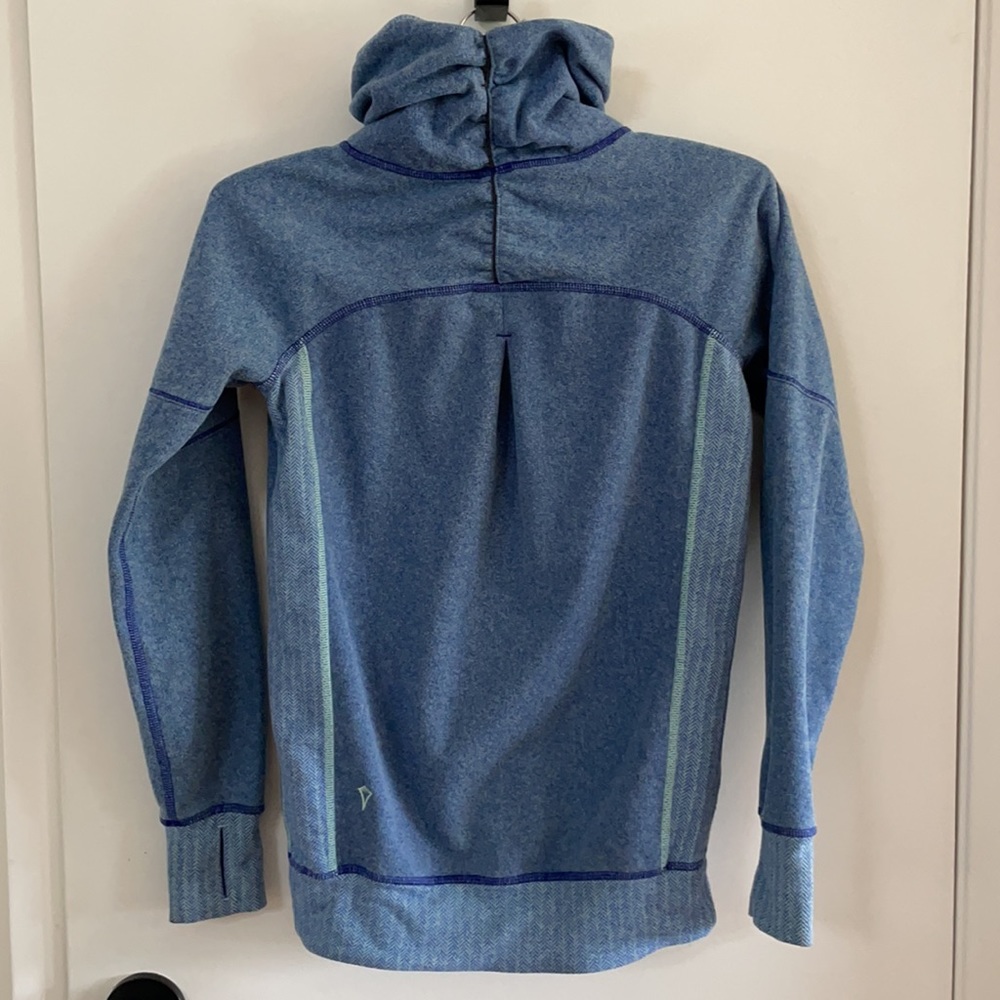 Ivivva Blue pullover jacket - Picture 2 of 4